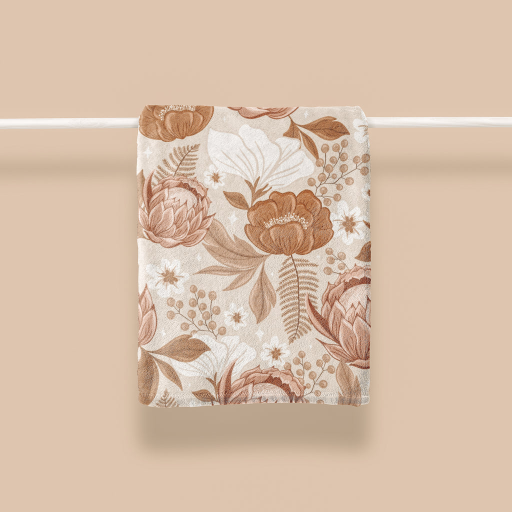 Vintage Floral Fleece Blanket
